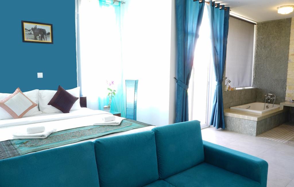 Paris Angkor Boutique Hotel Siem Reap Luaran gambar