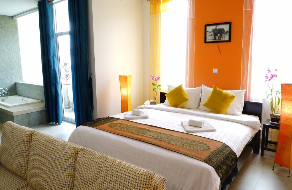 Paris Angkor Boutique Hotel Siem Reap Luaran gambar