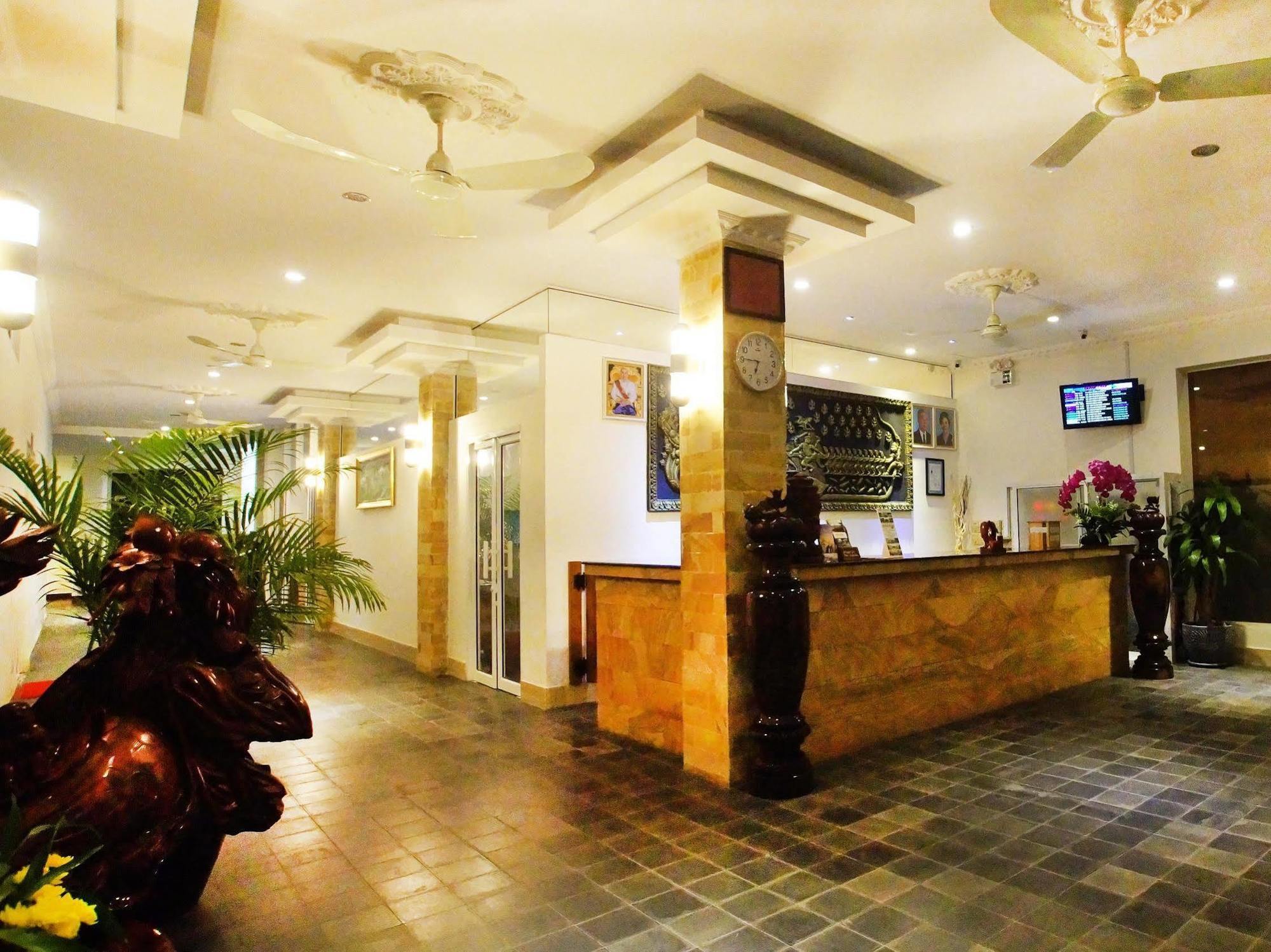 Paris Angkor Boutique Hotel Siem Reap Luaran gambar