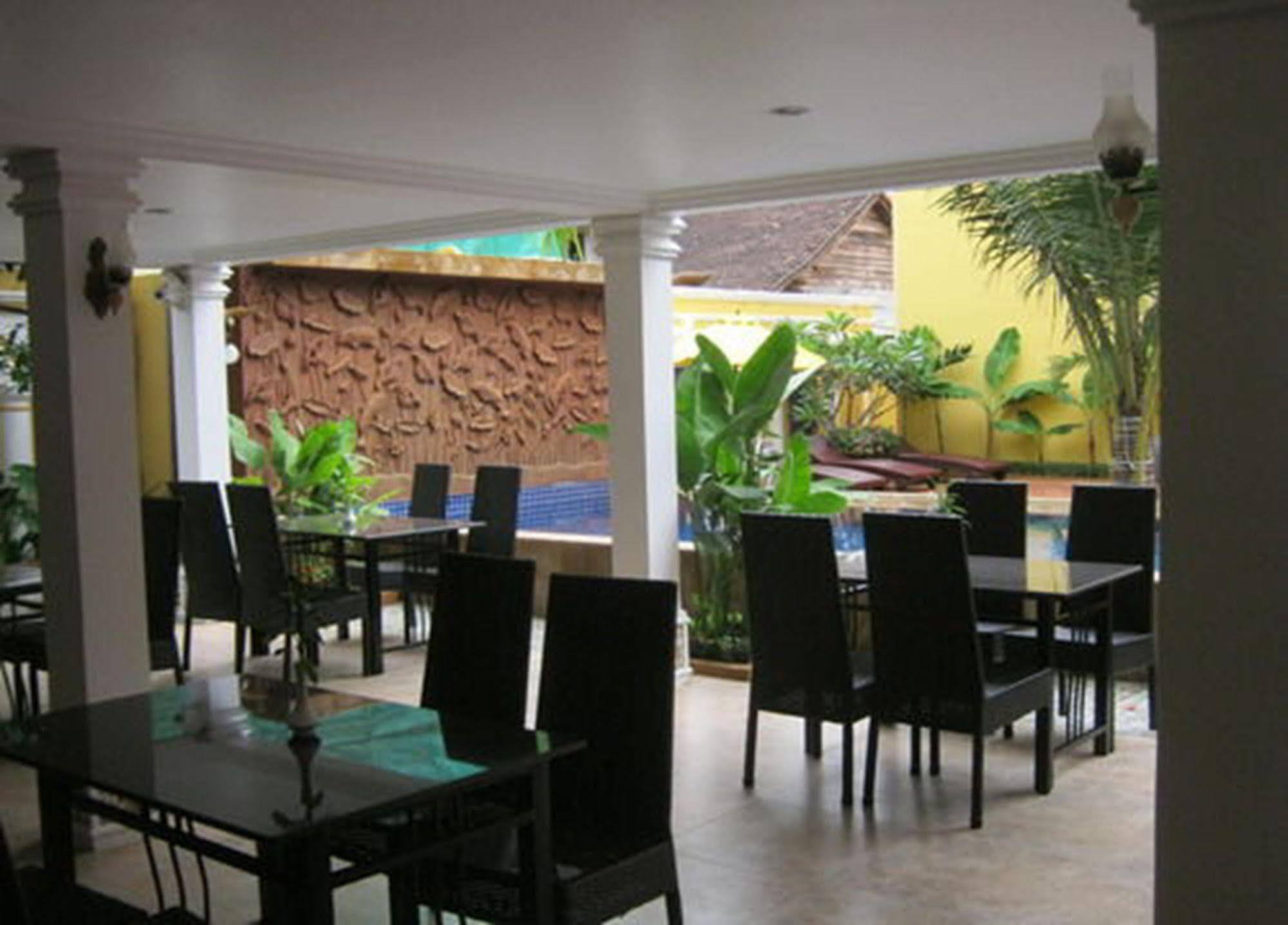 Paris Angkor Boutique Hotel Siem Reap Luaran gambar